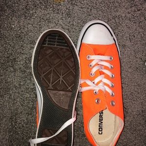 Women’s converse